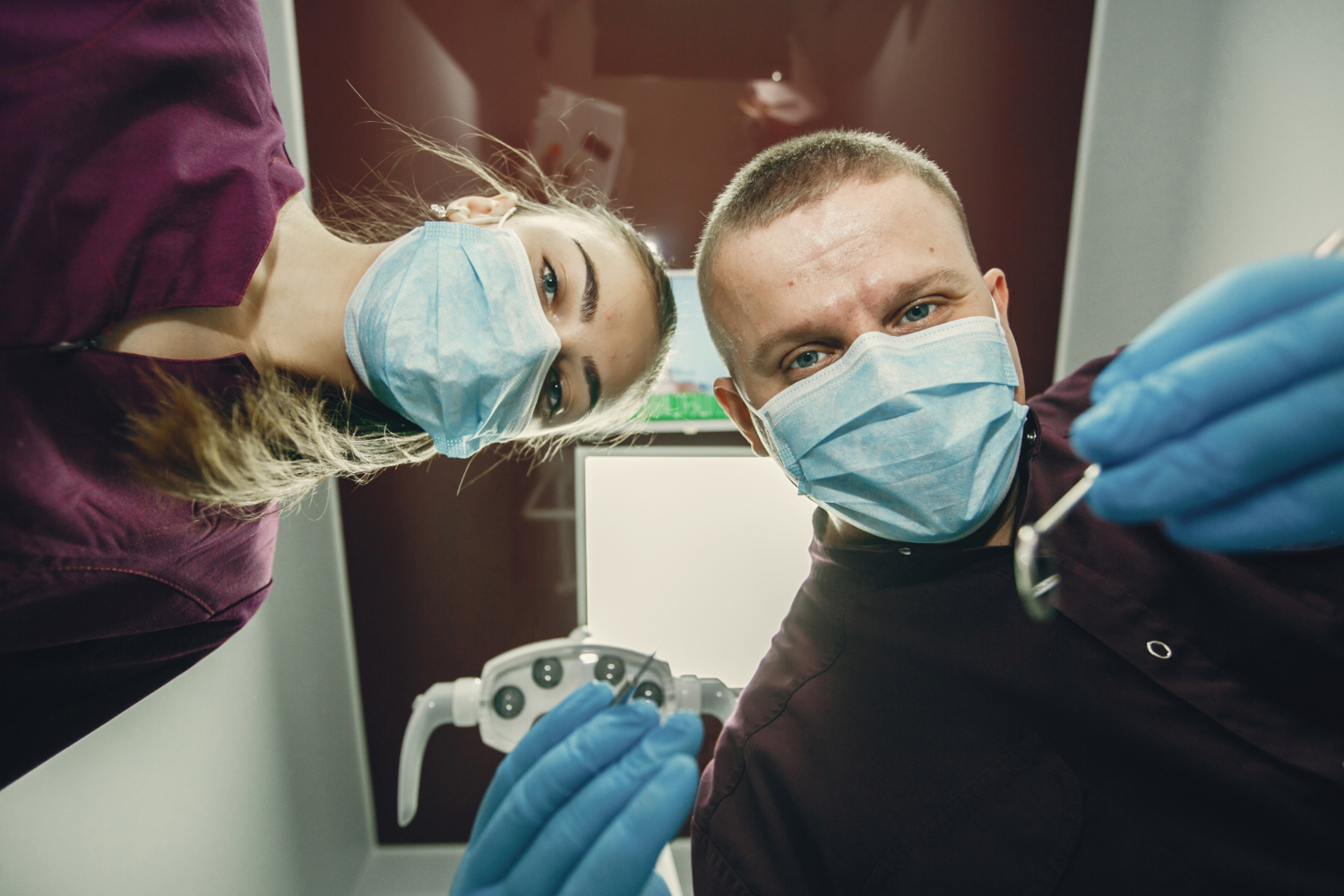 Emergency Dentist in Newcastle: Quick Relief for Broken Teeth and Severe Pain - The Dental Care Clinic - Dentist Orthodontics Teeth Whitening in Newcastle Upon Tyne - North East