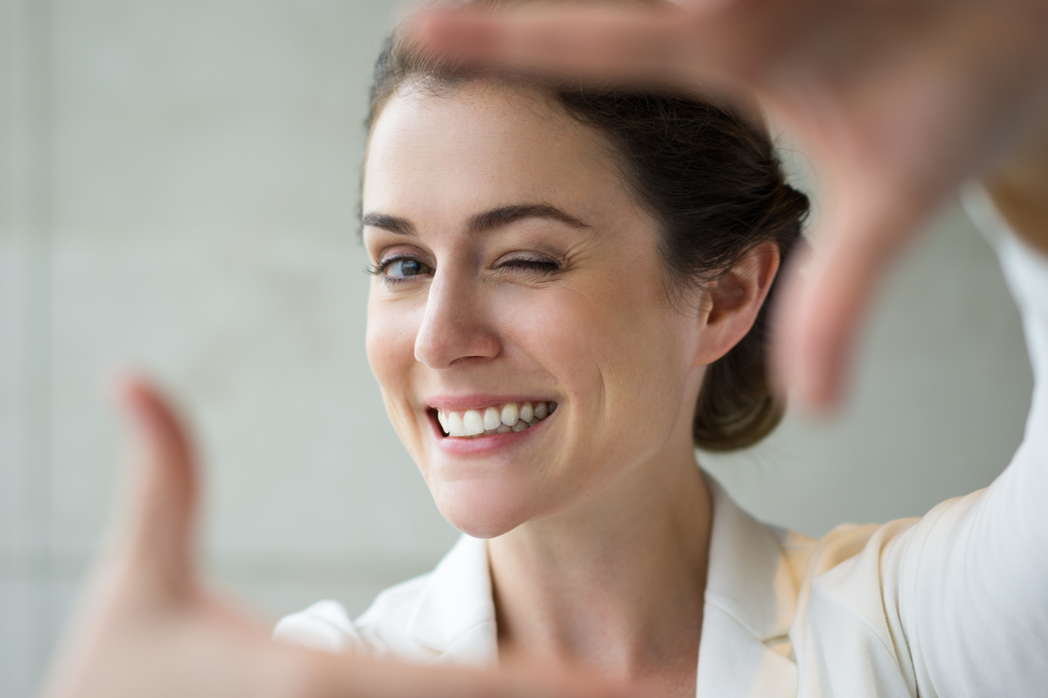 Smokers Addict Guide to Successful Teeth Whitening - The Dental Care Clinic - Dentist Orthodontics Teeth Whitening in Newcastle Upon Tyne - North East